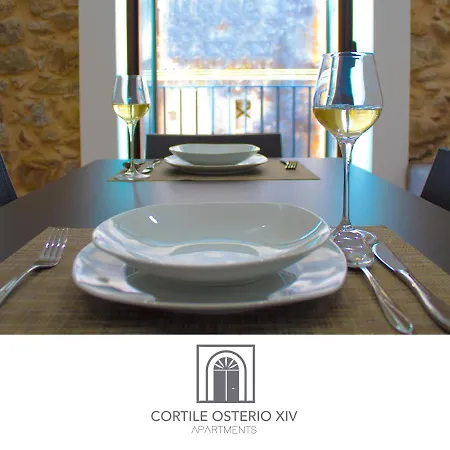 شقة Cortile Osterio Xiv تْشيفالو